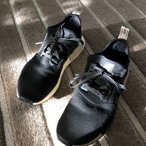 ADIDAS NMD R1 BLACK TAN